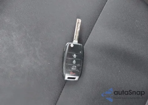 2016 Kia Soul + z USA, uszkodzony, nr VIN KNDJP3A51G7349097